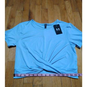 Under Armour Women’s Size Large Light Purple Twist Front Short Sleeve Crop NWT